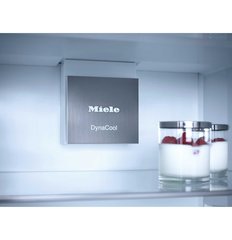 Miele K 7737 D